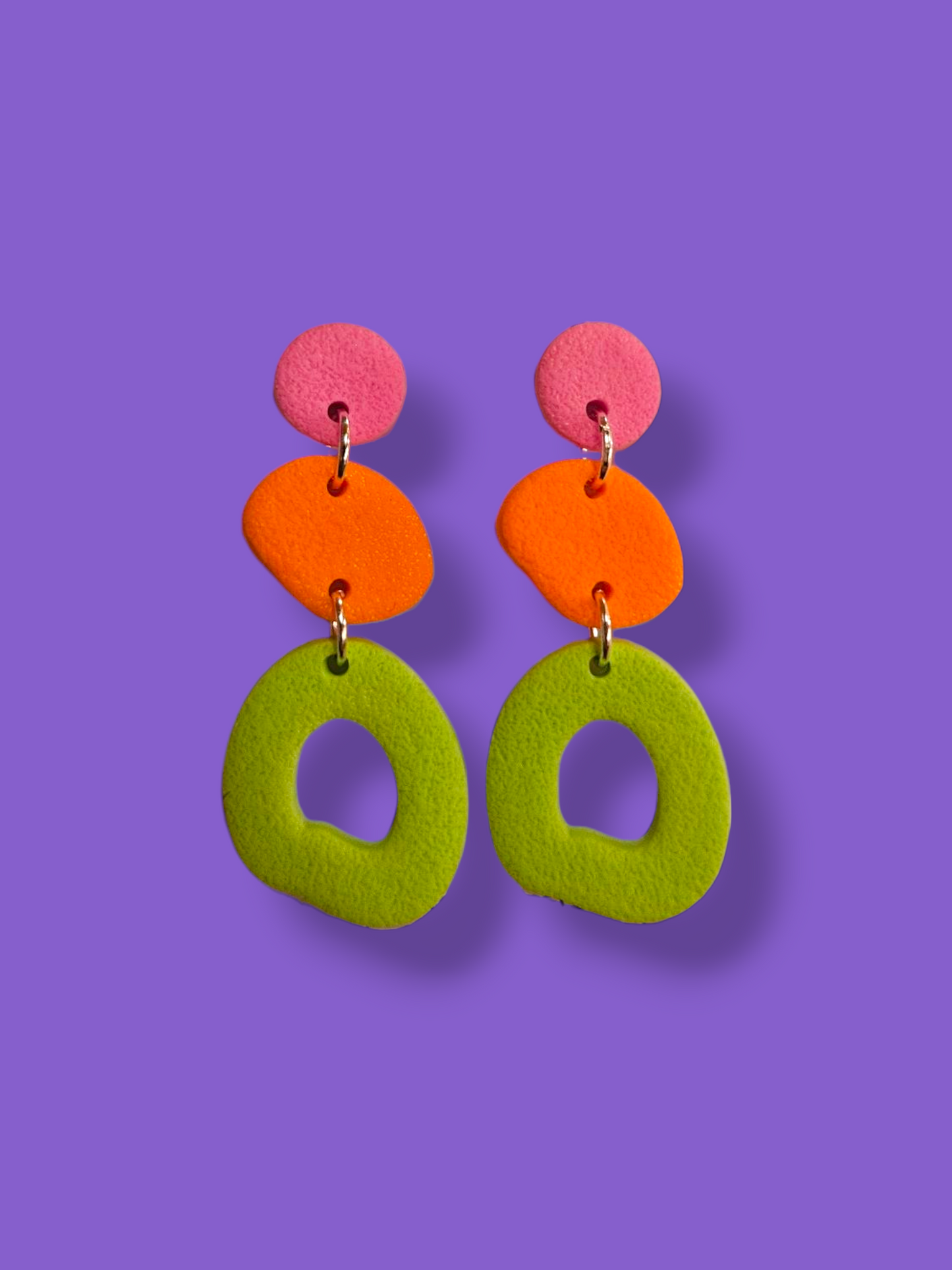 Three in a row dangles